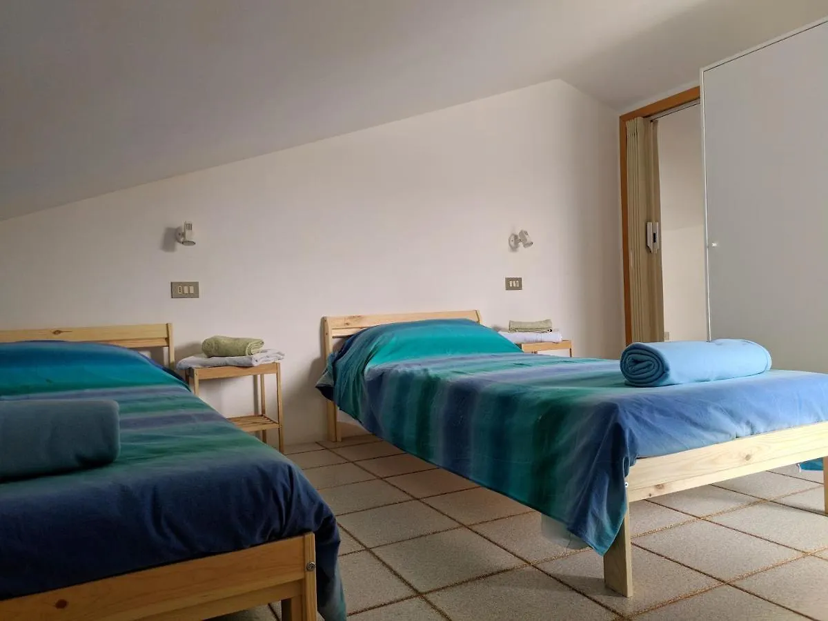 Residenza Gatto Silvestro A 2 Minuti Dal Mare E Dalla Fiera Rimini 0*,  Italy